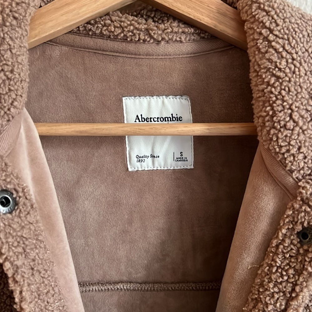 Abercrombie Sherpa Button Down Jacket - image 2